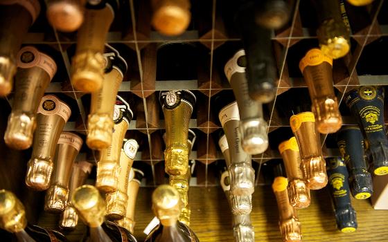 Champagne & Sparkling